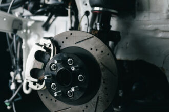 Plaquettes EBC Brakes : comment choisir selon votre usage ?